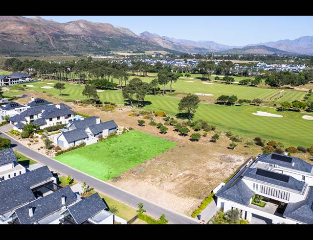1,317M² VACANT LAND FOR SALE IN PEARL VALLEY GOLF & COUNTRY ESTATE